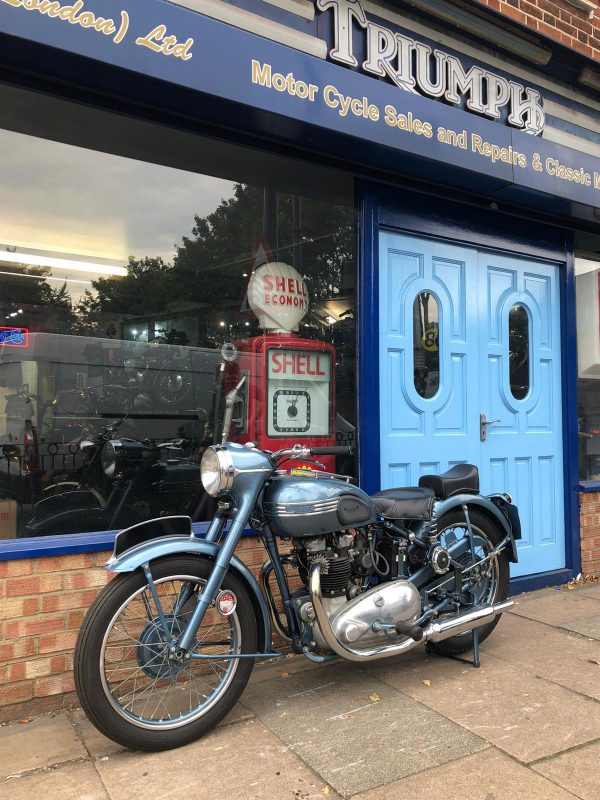 1950 Triumph Thunderbird - Image 3