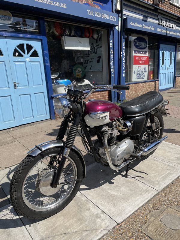 1967 Triumph T120 Bonneville - Image 6