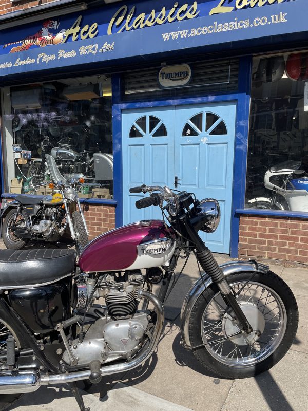 1967 Triumph T120 Bonneville - Image 10