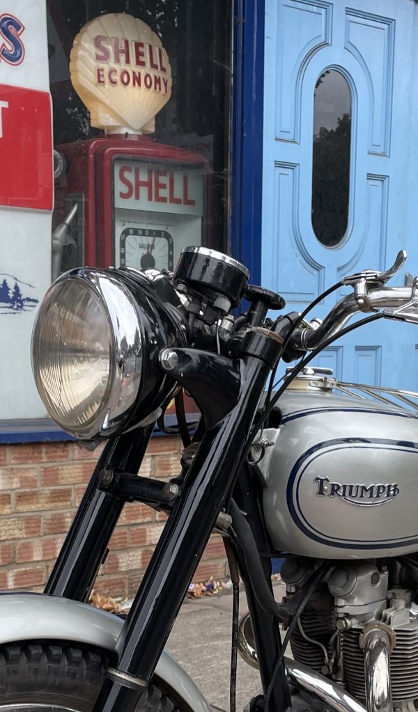 Lucas 6 1/2" Headlight Reflector With Pilot  - Image 5