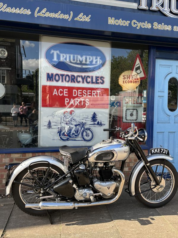 1948 TRIUMPH T100 - Image 3