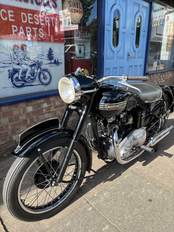 1953 TRIUMPH BLACKBIRD / THUNDERBIRD  - Image 4