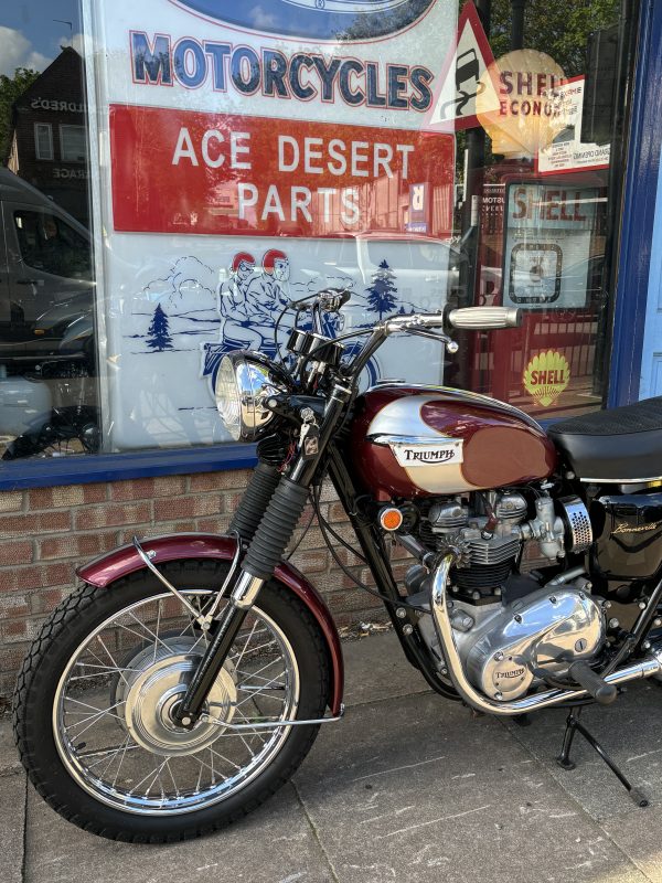 1970 TRIUMPH T120R BONNEVILLE - Image 11