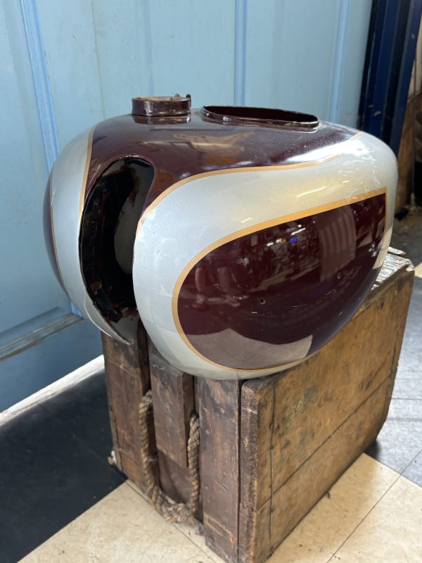 USED 4 GALLON PANEL TANK F1930 - Image 4
