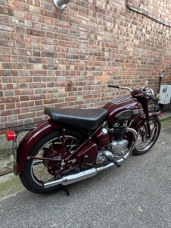 1954 Triumph Speedtwin - Image 4