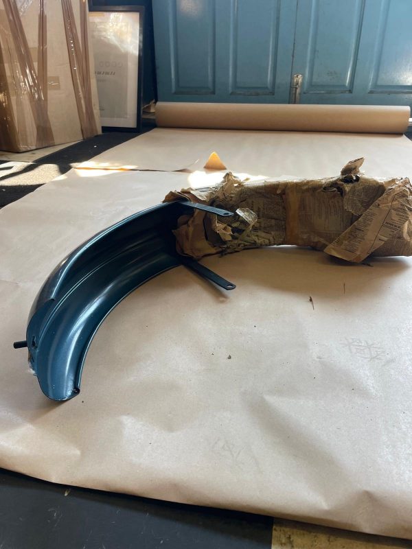 Triumph NOS Front Mudguard 1949-1957 H566 - Image 4