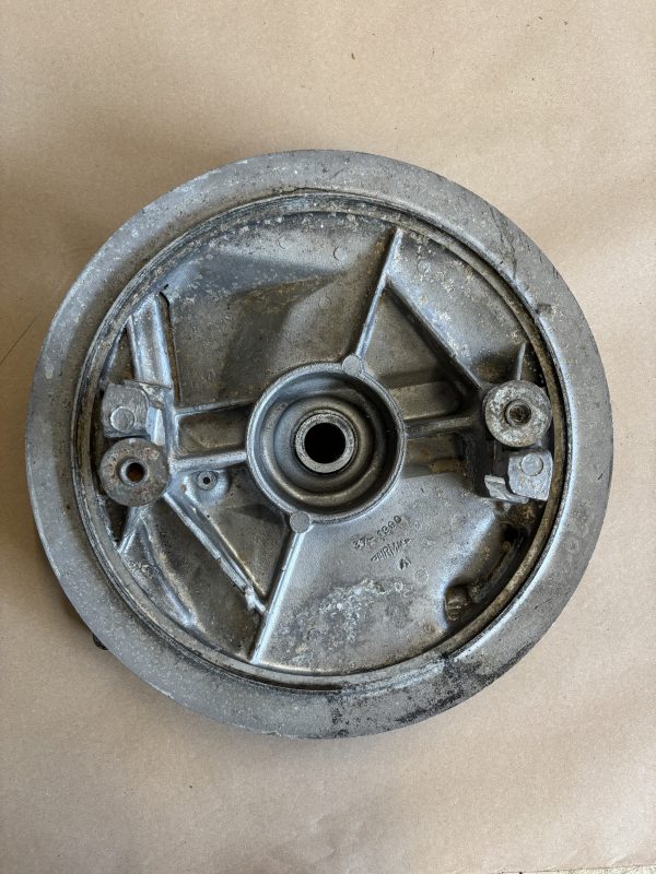 Triumph - BSA Twin Leading Shoe Brake Plate 1968 only W1990 - 37-1990 - Image 2