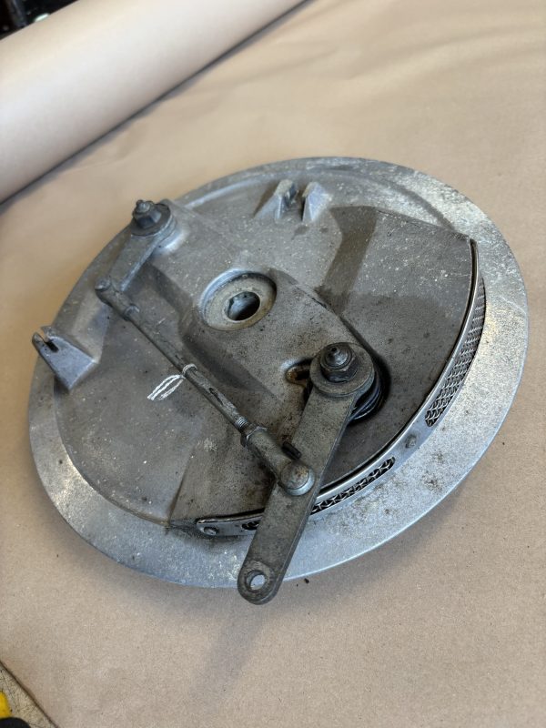 Triumph - BSA Twin Leading Shoe Brake Plate 1968 only W1990 - 37-1990 - Image 3