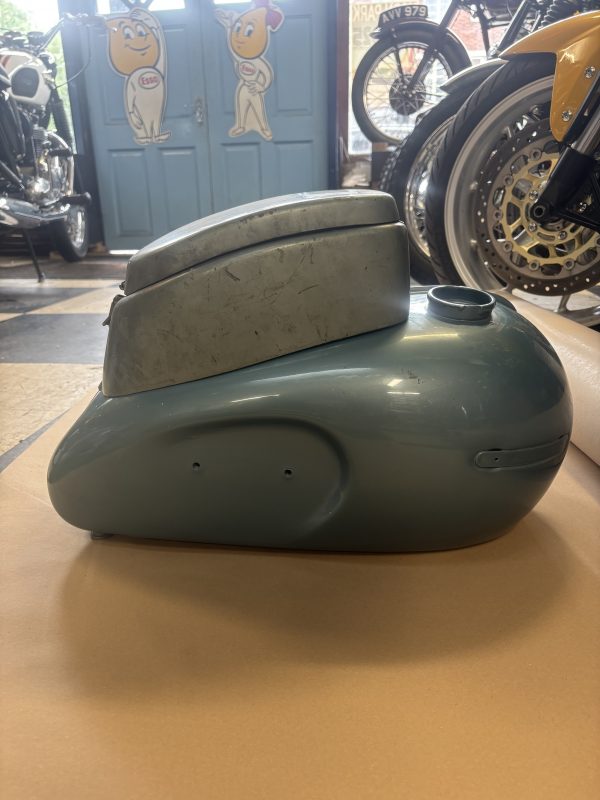 Triumph Vintage Tank Luggage Bag/Box - Image 6