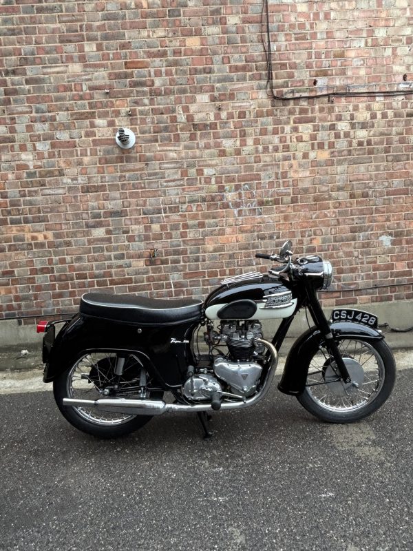 1961 Triumph T110 Bathtub     £6,500 - Image 12