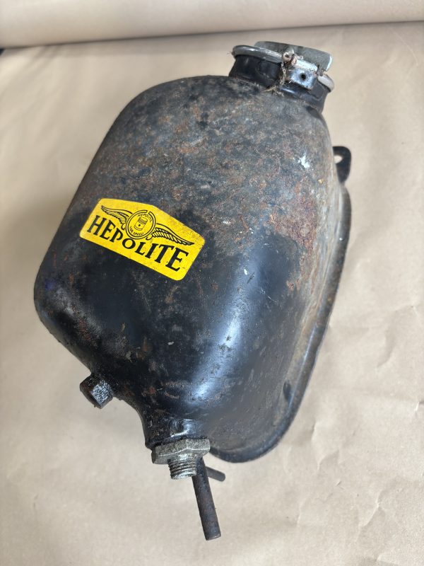 Used Triumph Rigid 1 Gallon Oil Tank - Image 2