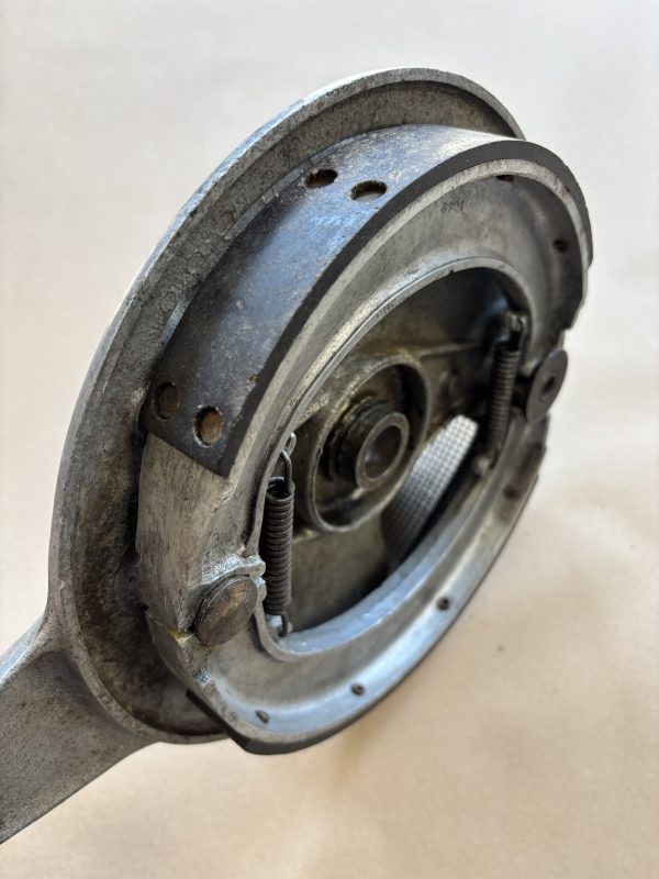 Triumph 1954 Pie Crust Hub and brake plate - Image 3