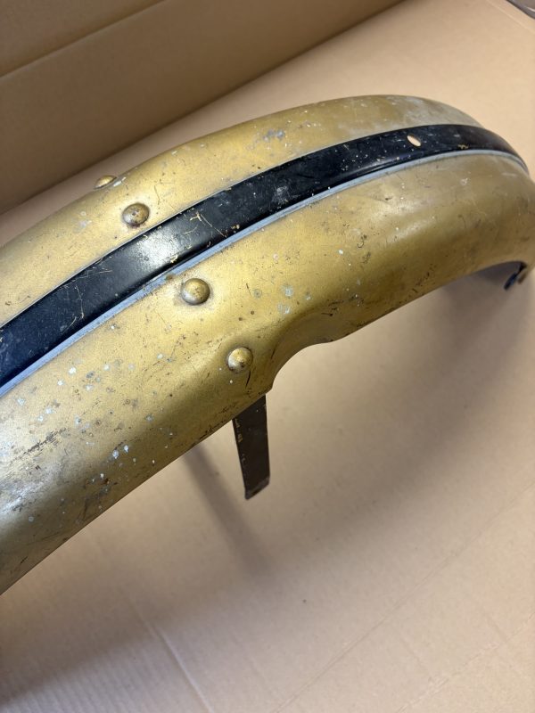 NOS GENUINE TRIUMPH 1949 – 1957 FRONT MUDGUARD 5T-6T-T100-T110 H566 - Image 8